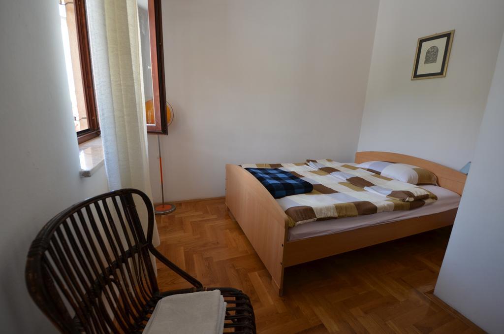 Apartments Villa Bartol Póla Szoba fotó