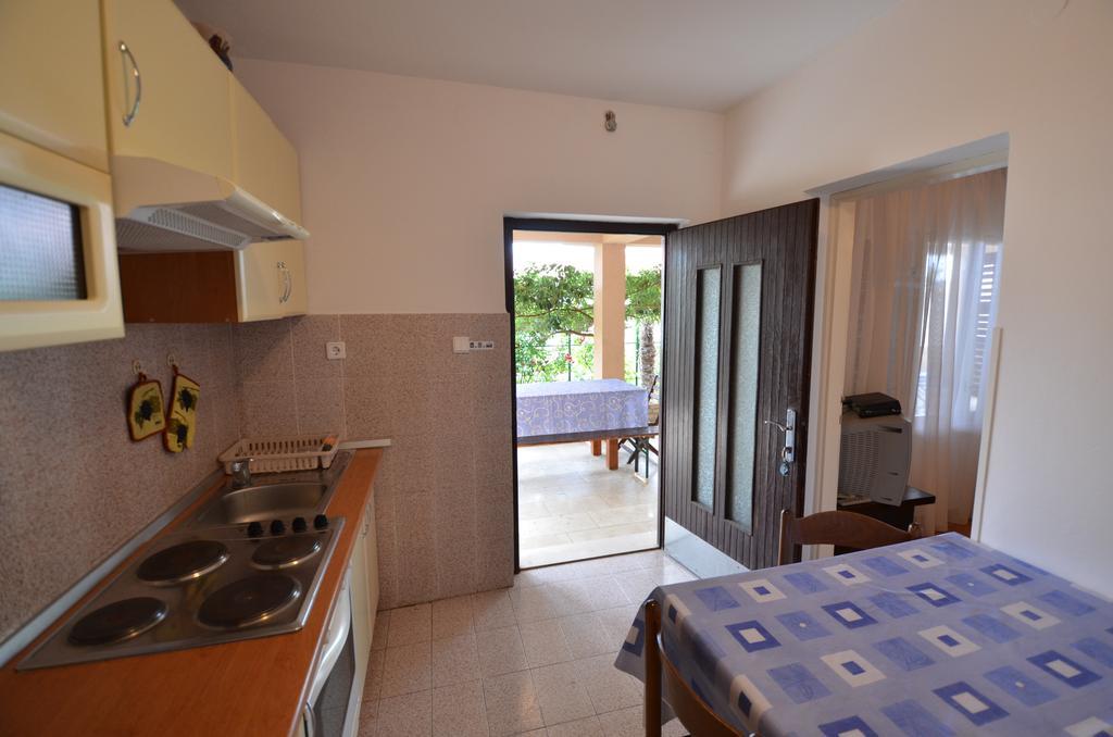 Apartments Villa Bartol Póla Szoba fotó